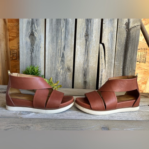 Women's Bussola Tan Leather Sandals Size 39 - Picture 6 of 8